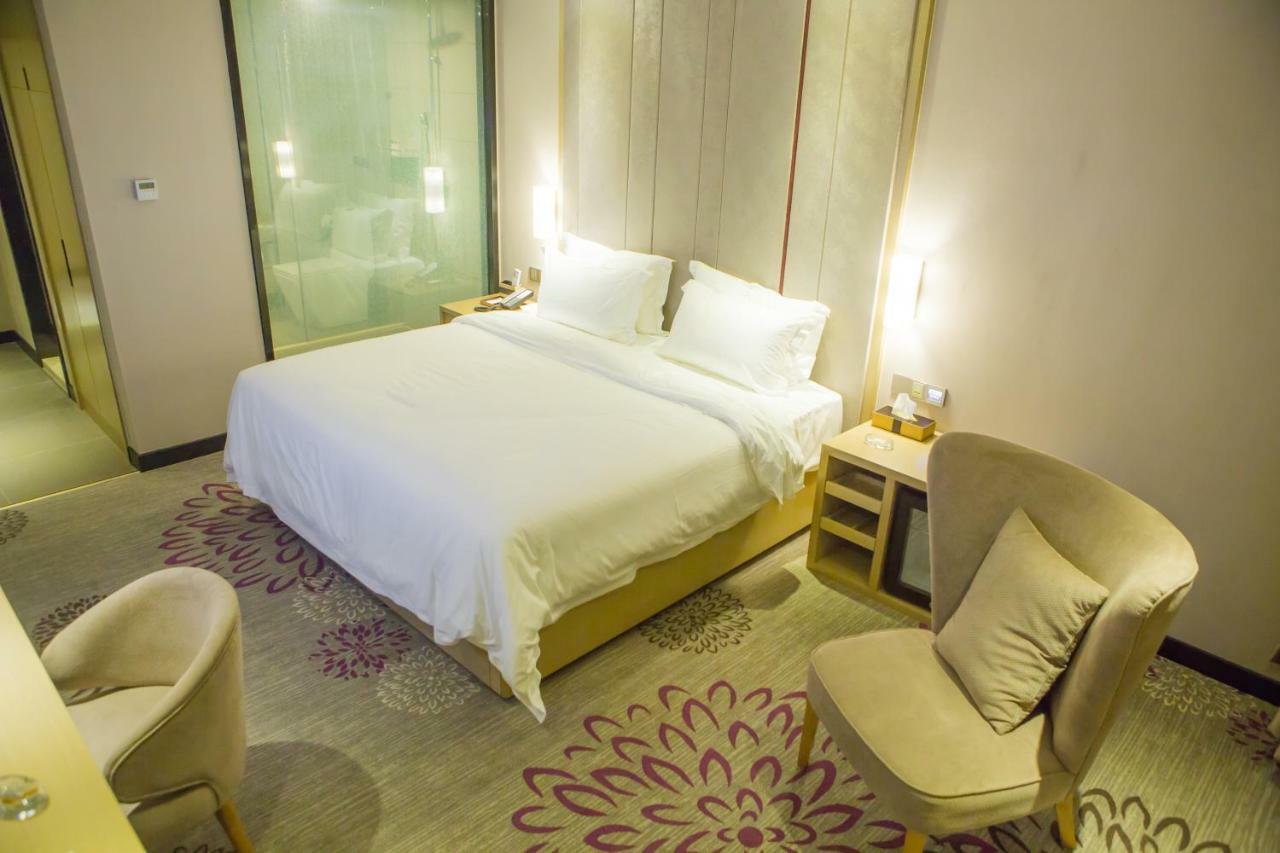 Lavande Hotel Shantou Esterno foto